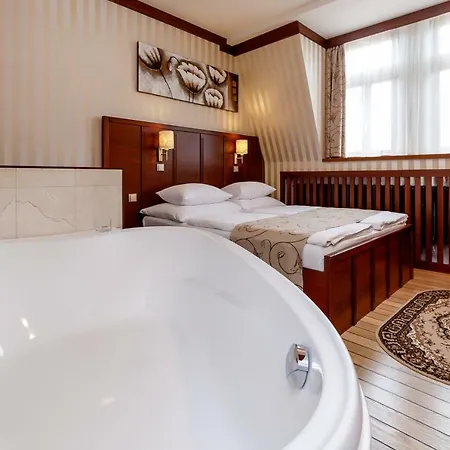 Alfred Hotel