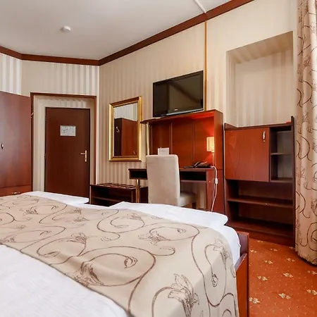 Hotel Alfred